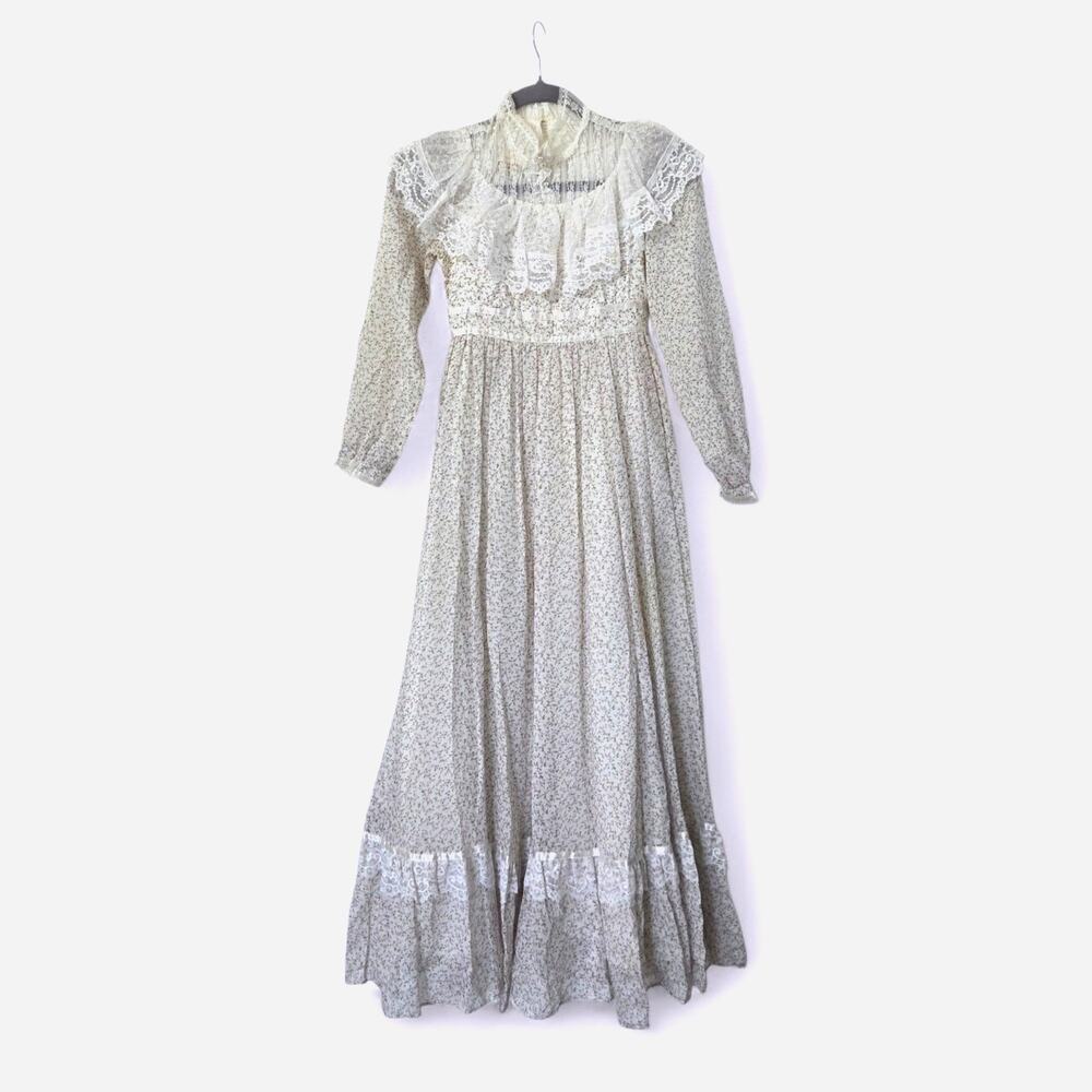Vintage 70's Gunne Sax Flowy Floral Lace Prairie Romantic Maxi Dress, XS (12)